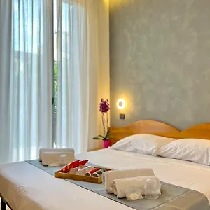 2* Hotel Sara