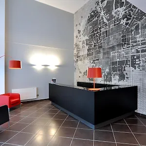 2* Appart hôtel Bb Arcimboldi